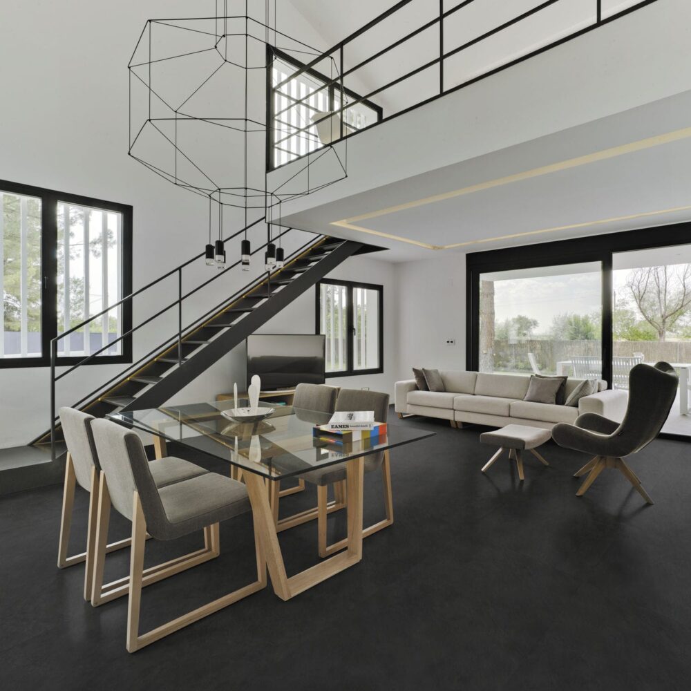 Basic Black - Imagen 2